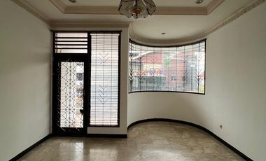 FOR SALE TEROGONG RAYA   JAKARTA SELATAN RUMAH TERAWAT