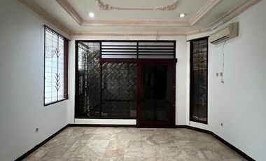 FOR SALE TEROGONG RAYA   JAKARTA SELATAN RUMAH TERAWAT