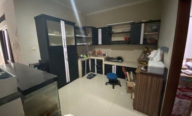 rumah 2lt cluster satpam tengah kota Manahan dekat Stadion