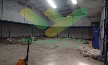 DISEWAKAN RUMAH PLUS GUDANG DAERAH TUMINTING, HARGA SANGAT MURAH