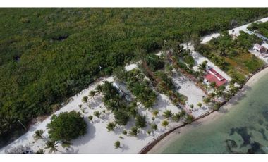 Venta Terreno frente al mar en Mahahual Q. Roo.