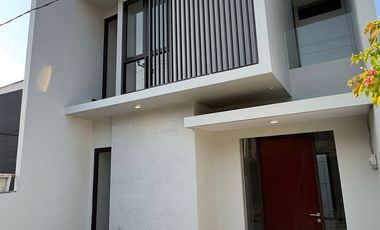 Termurah Rumah 2 Lantai Minimalis Modern di Duku, Pondok Tjandra, Waru