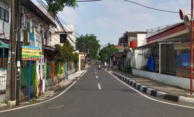 Disewakan tanah di pondok kopi cocok untuk gudang,workshop dsb