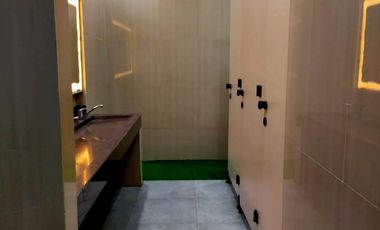 Dijual gedung kantor & workshop di Jl. Raya Puspitek Pamulang dkt UNPA