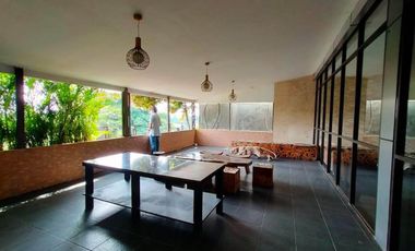 Dijual gedung kantor & workshop di Jl. Raya Puspitek Pamulang dkt UNPA