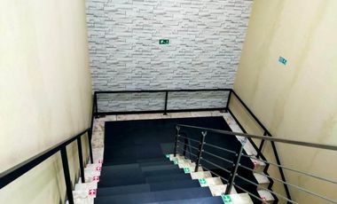 Dijual gedung kantor & workshop di Jl. Raya Puspitek Pamulang dkt UNPA