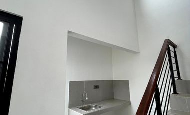 RUMAH 2 LANTAI CICILAN MULAI 3JUTAAN DI TIMUR CIBUBUR