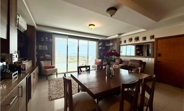 En venta departamento de 2 habitaciones urb Lomas de Barbasquillo.
