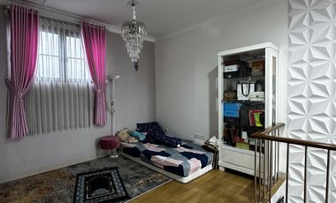 Cirtra gran cibubur Rumah mewah full furnished