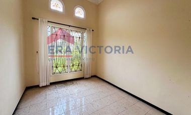 Rumah murah mewah disewakan di Istana Dieng Sukun Malang