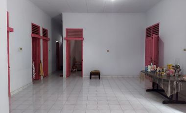 Dijual rumah posisi hook dalam komplek Yaktapena Plaju, Palembang