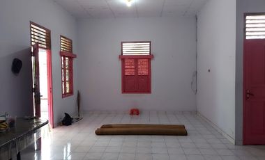 Dijual rumah posisi hook dalam komplek Yaktapena Plaju, Palembang