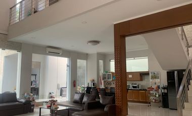 rumah mewah di tengah kota Cirebon di jual murah