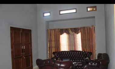 Disewakan Murah Pertahun Rumah Lokasi di Tengah Kota Cilacap