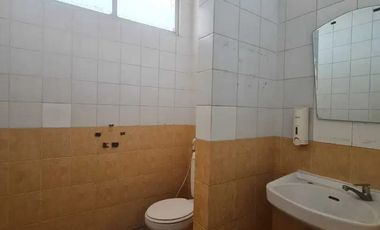 Gedung Strategis Cocok untuk Bank atau Kantor