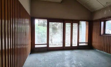 Ruang Usaha Strategis Jebres - Cocok untuk Kantor, Ekspedisi dan F&B