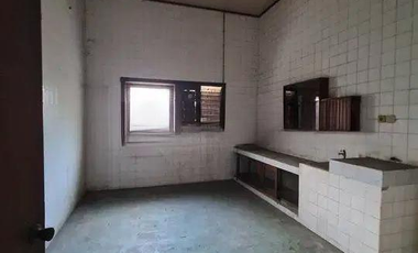 Ruang Usaha Strategis Jebres - Cocok untuk Kantor, Ekspedisi dan F&B