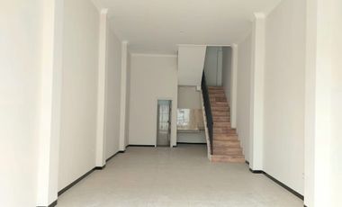 ruko sawojajar 2 lt bagus buat usaha disewakan atau investasi