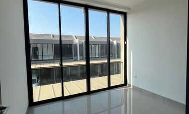 Sewa Rumah Murah 2Lt, Luas 45m² Kosong Siap Huni Nyaman Milenial PIK2