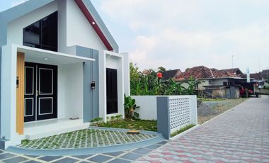 rumah 2 lantai di wates kulon progo dekat Bandara YIA