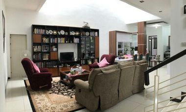 Dijual Rumah SHM  2 lantai dan siap huni  di Turangga Pusat Kota Bandung