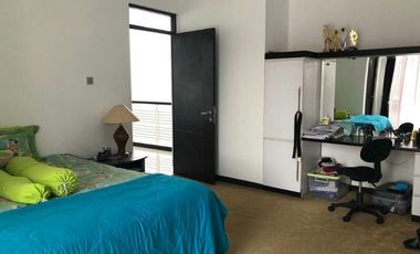 Dijual Rumah SHM  2 lantai dan siap huni  di Turangga Pusat Kota Bandung