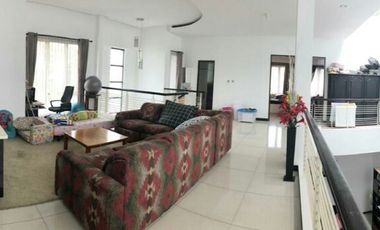 Dijual Rumah SHM  2 lantai dan siap huni  di Turangga Pusat Kota Bandung