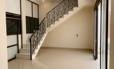 Rumah Minimalis Modern 2 Lantai di Komplek Pusat Kota Cianjur