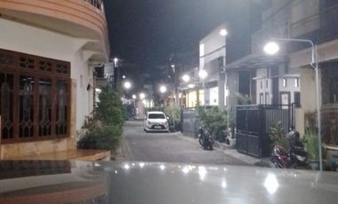 Rumah Murah di Jalan Karimun GKB Gresik
