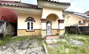 Rumah Asri Halaman Luas