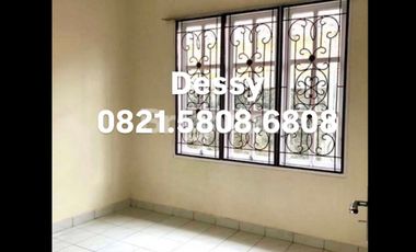 Rumah Asri Halaman Luas