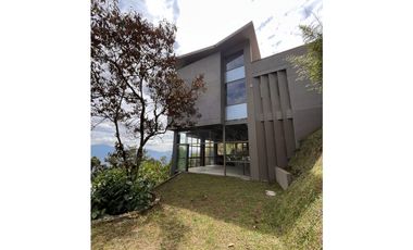 CASA NUEVA EN VENTA EN ENVIGADO EN EL ALTO DE LAS PALMAS