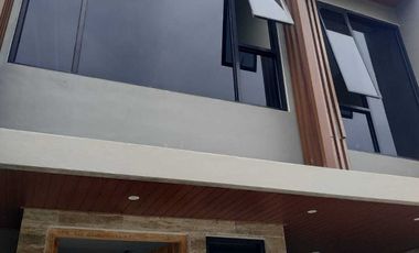 Rumah Ready Stock On Progress 2 Lantai Lokasi Strategis Dekat Mall Amplaz dan Kampus UGM