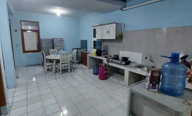 Lokasi sangat strategis di jalan raya padalarang (tagog) bandung