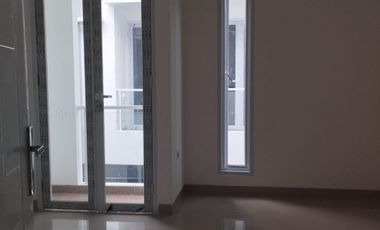 rumah mewah 2 lantai di rawasari timur belakang Mitra 10 jakarta pusa