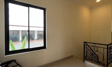 RUMAH MEWAH MEDITERANIAN 2 LANTAI FULL FIRNISHED DEKAT MALIOBORO