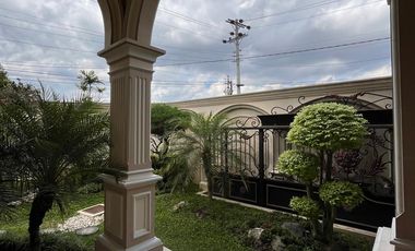 RUMAH MEWAH MEDITERANIAN 2 LANTAI FULL FIRNISHED DEKAT MALIOBORO