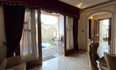 RUMAH MEWAH MEDITERANIAN 2 LANTAI FULL FIRNISHED DEKAT MALIOBORO