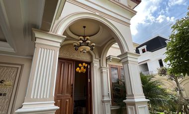 RUMAH MEWAH MEDITERANIAN 2 LANTAI FULL FIRNISHED DEKAT MALIOBORO