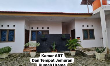 JUAL CEPAT 1 Rumah Besar + 4 Kontrakan di Jambi Kota Luas Tanah 1300m2
