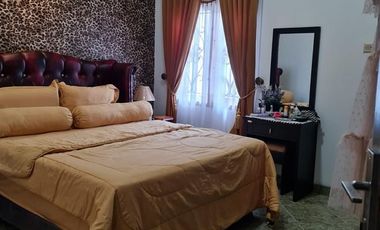 JUAL CEPAT 1 Rumah Besar + 4 Kontrakan di Jambi Kota Luas Tanah 1300m2