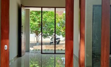 STRTATEGIS RUMAH MURAH KEREN OPEN SPACE