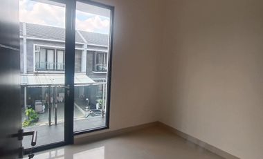 Jual Rumah Hook Over Kredit 85JT Graha Laras Sentul dkt Pemda Bogor