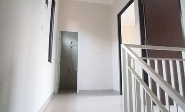 Jual Rumah Hook Over Kredit 85JT Graha Laras Sentul dkt Pemda Bogor