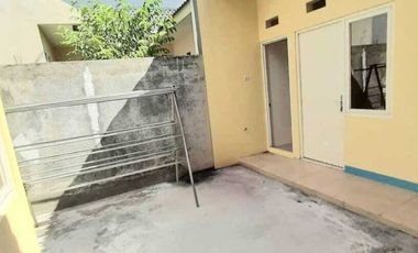 Disewakan /Jual Rumah PURI SURYA JAYA Cluster VALENCIA SPRING Sidoarjo