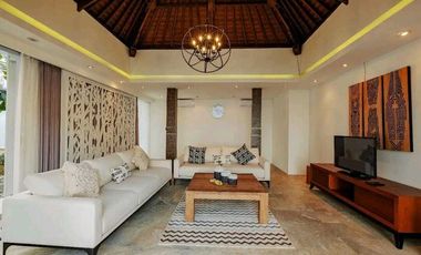 VILLA LUXURY VIEW LAUT FURNISHED PRIVAT POOL LOKASI NUSA DUA