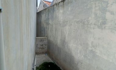 Dijual rumah hoek 1 lantai Jalan Berlian BMP Harapan Jaya Bekasi e0124
