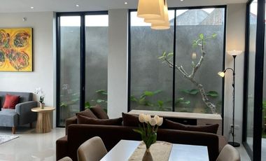 RUMAH MEAWAH MURAH MODERN FULL FURNISHED SIAP HUNI