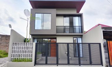 RUMAH MEAWAH MURAH MODERN FULL FURNISHED SIAP HUNI