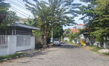 RUMAH HOOK HITUNG TANAH di MOJO GUBENG, dalam PERUMAHAN. DEKAT UNAIR